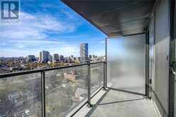 195 MCCAUL Street Unit# 1414 Toronto