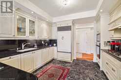 68 YORKVILLE Avenue Unit# 304 Toronto