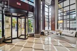 68 YORKVILLE Avenue Unit# 304 Toronto