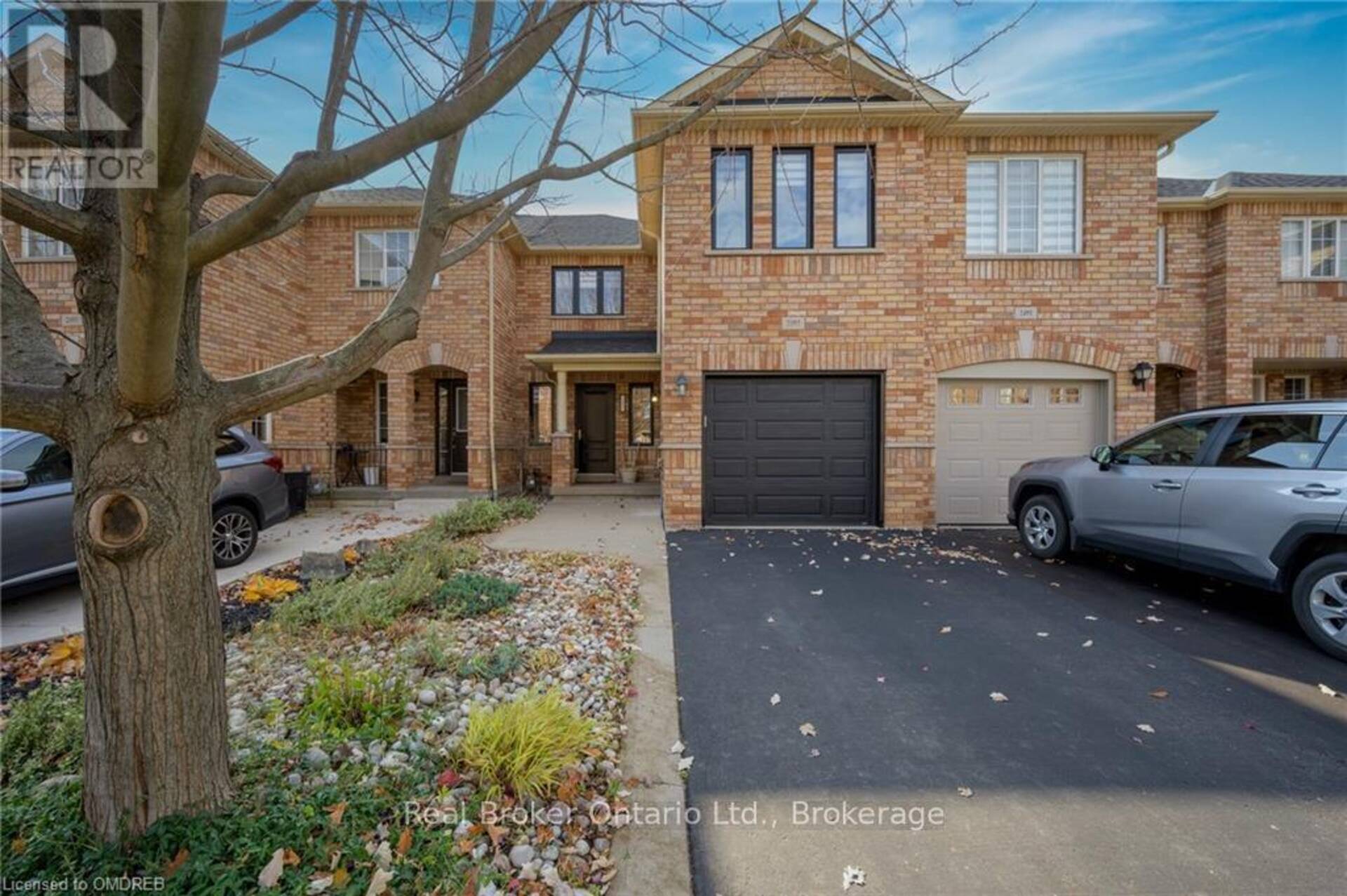 2493 NEWCASTLE CRESCENT Oakville