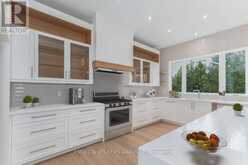 601 MAPLEHURST AVENUE Oakville