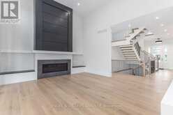 601 MAPLEHURST AVENUE Oakville