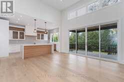 601 MAPLEHURST AVENUE Oakville