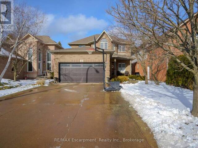 28 STEEPLECHASE DRIVE Hamilton Ontario