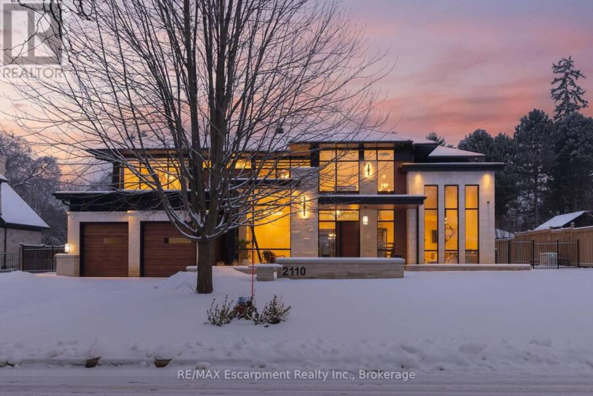 2110 BLYTH CRESCENT Oakville