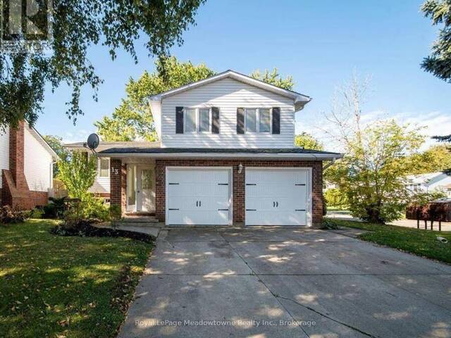 13 THOMPSON DRIVE Norfolk Ontario