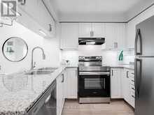 628 - 230 QUEENS QUAY W Toronto