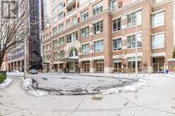 901 - 100 HAYDEN STREET Toronto