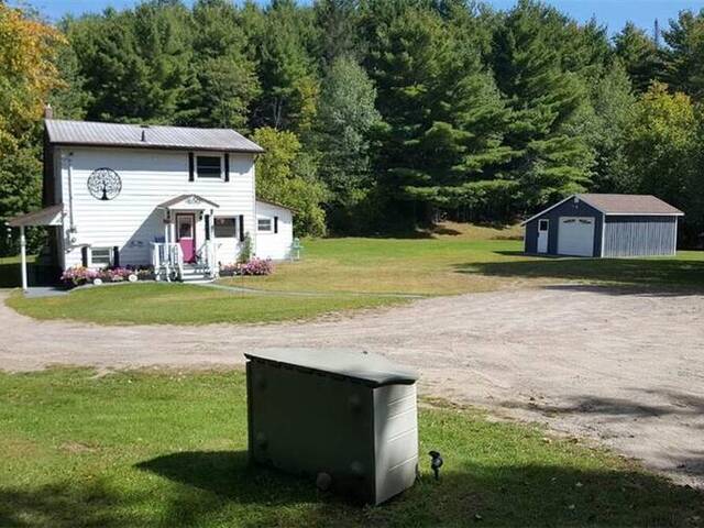 5 HARLEY Road Bancroft Ontario