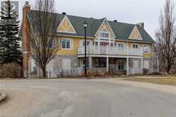 90 HIGHLAND DRIVE Drive Unit# 9 Oro-Medonte