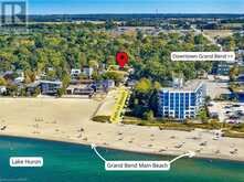 55 CENTRE Street Grand Bend