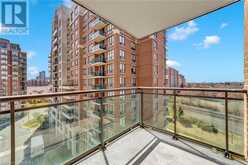 350 RED MAPLE Road Unit# 714 Richmond Hill