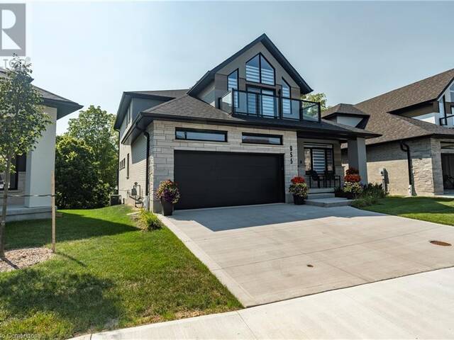 955 STONECLIFFE Walk Kitchener Ontario