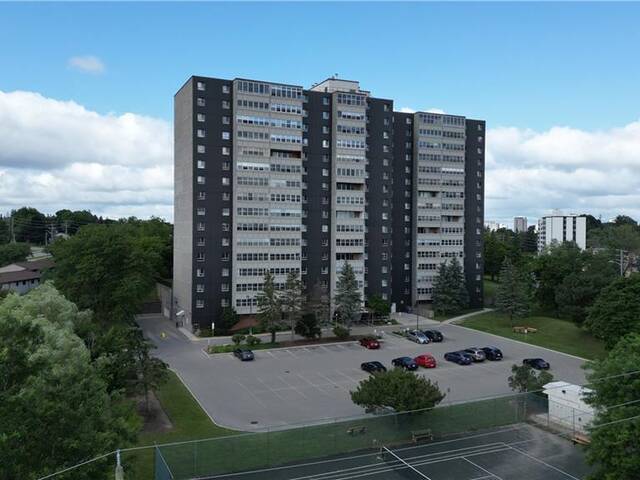 225 HARVARD Place Unit# 912 Waterloo Ontario