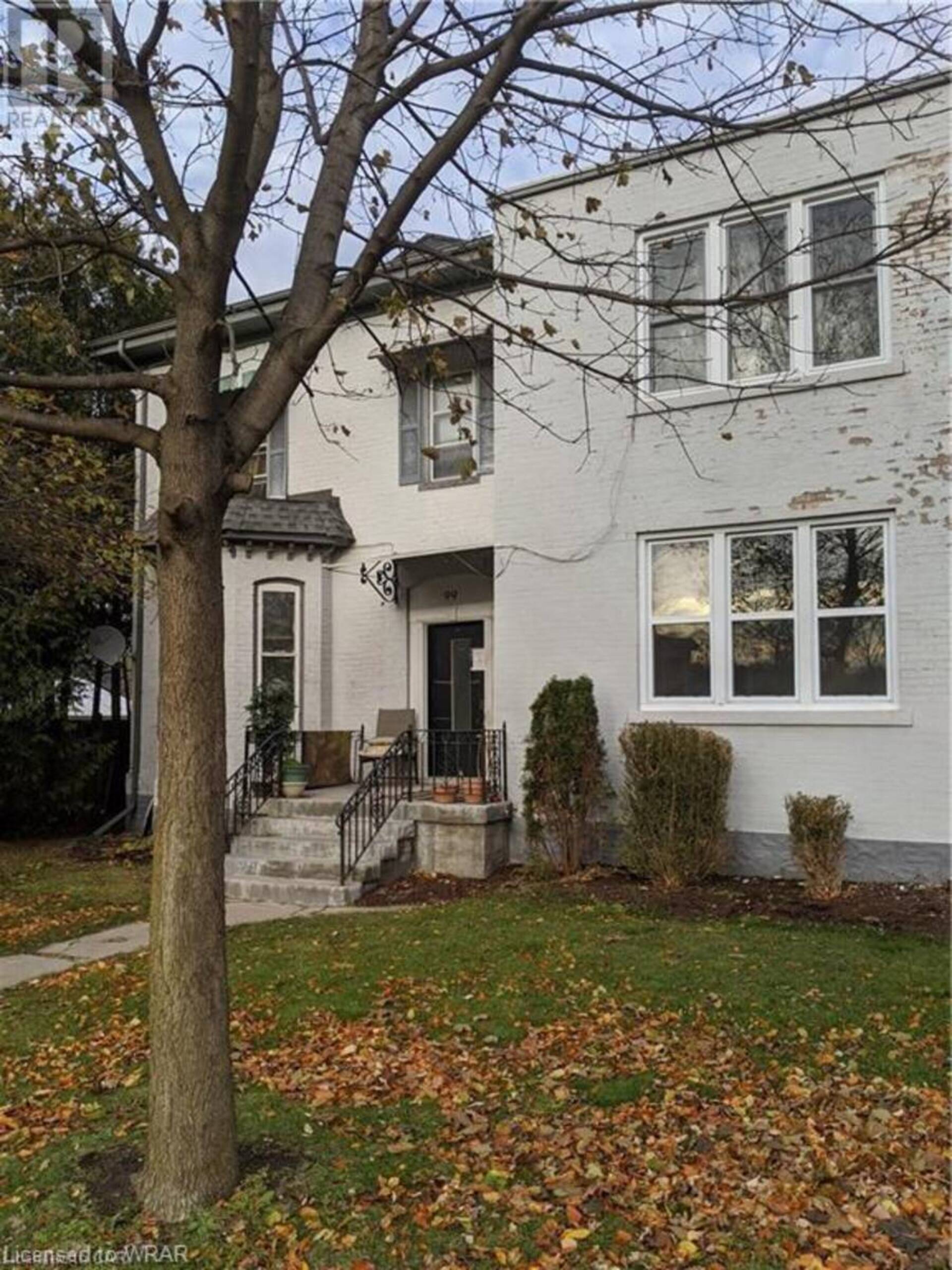 99 ROSEVIEW Avenue Unit# 4 Cambridge