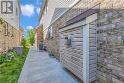 618 THOMAS SLEE Drive Kitchener