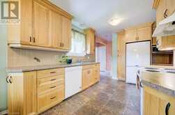 303 STONYBROOK Drive Kitchener