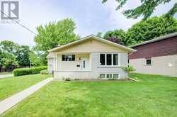 303 STONYBROOK Drive Kitchener