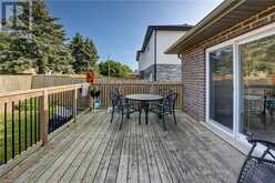 3983 MILTON Street Shakespeare