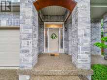 917 DEER CREEK Court Kitchener