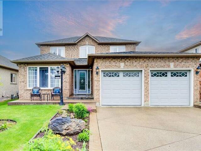 32 MCNICHOL Drive Cambridge Ontario