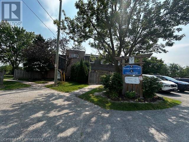 5 WOODLAWN Court Unit# 102 Grimsby Ontario