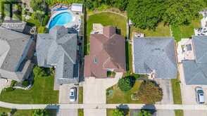 130 CHANDOS Drive Kitchener