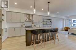 3377 DAVID MILNE Way London