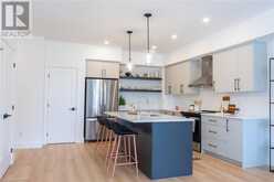 3377 DAVID MILNE Way London