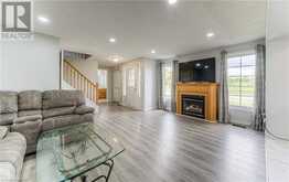 2 MAX BECKER Drive Kitchener