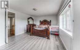 2 MAX BECKER Drive Kitchener