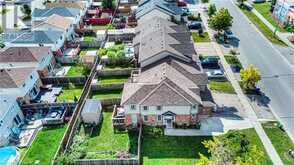 2 MAX BECKER Drive Kitchener