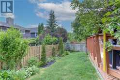 6 ZEFFER Place Kitchener