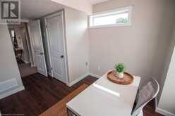 489 EAST Avenue Unit# B Kitchener