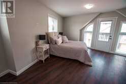 489 EAST Avenue Unit# B Kitchener