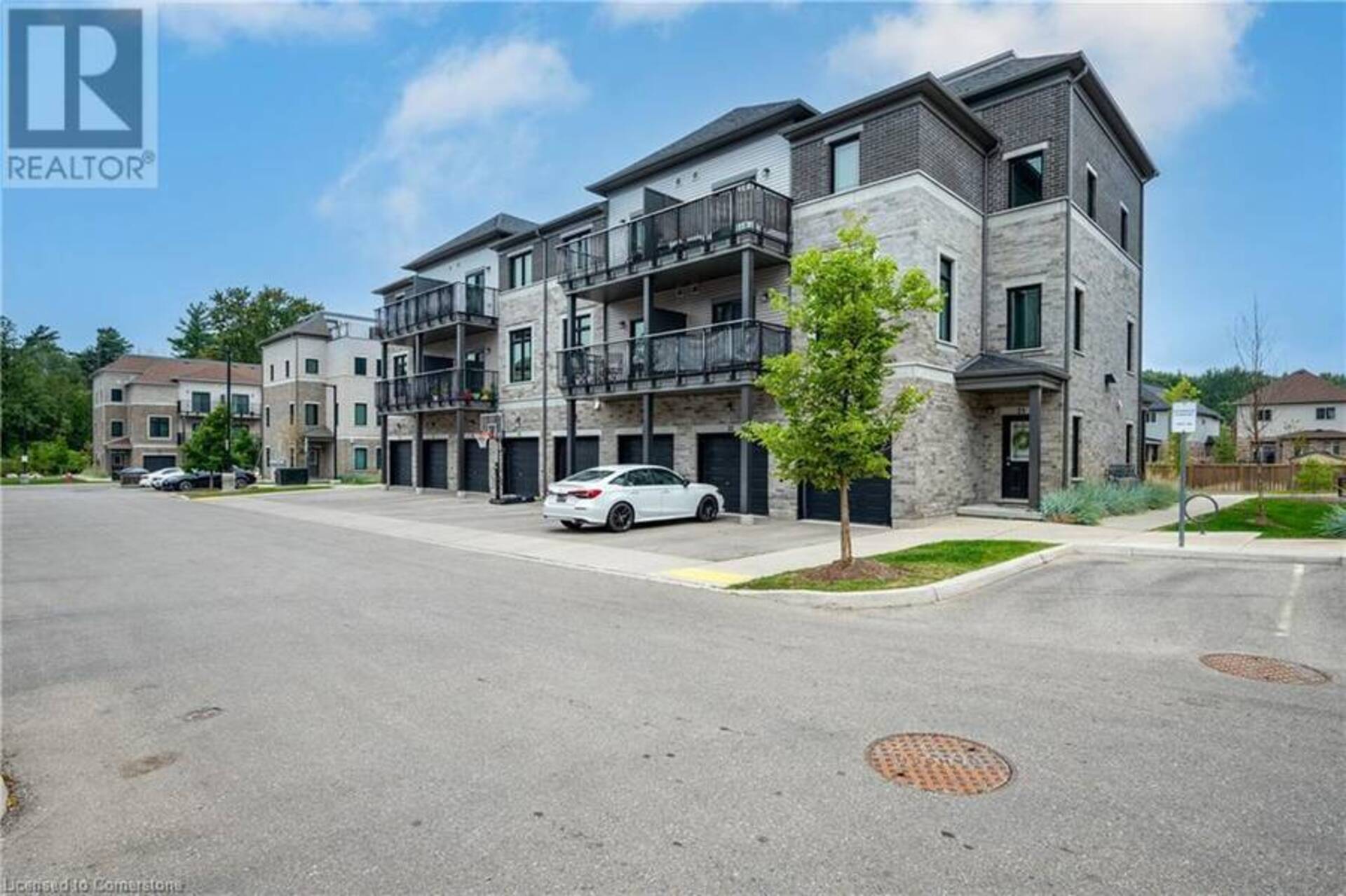 107 WESTRA Drive Unit# 27 Guelph