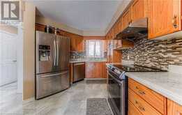 182 HOLLYRIDGE Crescent Kitchener