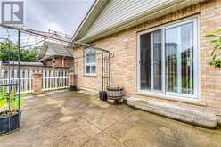 182 HOLLYRIDGE Crescent Kitchener