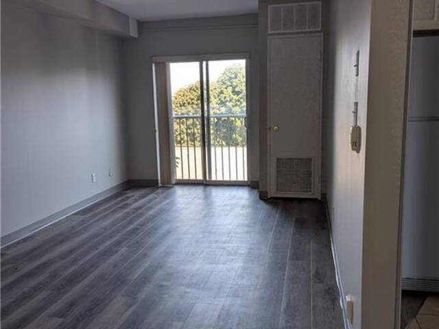 593 STRASBURG Road Unit# 509 Kitchener Ontario