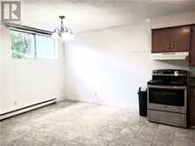 155 CHANDLER Drive Unit# 1 Kitchener