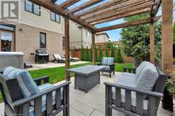 326 THOMAS SLEE Drive Kitchener