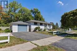 2 HUNTINGTON Place Kitchener