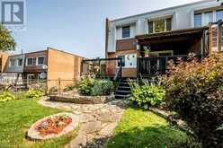 28 CHARLES BEST Place Kitchener