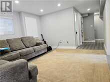 152 ROCKCLIFFE Drive Unit# B Kitchener