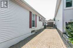 137 WAKE ROBIN Drive Kitchener