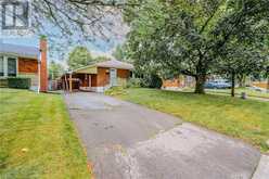 1338 DE QUINCY Crescent Burlington