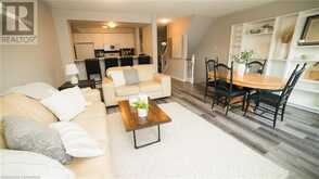 264 BLACKHORNE Drive Unit# 11 Kitchener