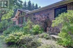 6552 EVERGREEN Avenue Lambton Shores