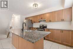 552 GOLDENROD Lane Unit# 121 Kitchener