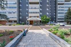 225 HARVARD Place Unit# 803 Waterloo